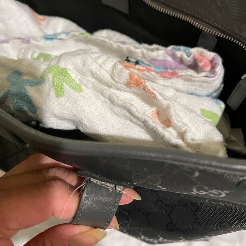 Authentic Gucci bag - Picture 6 of 8